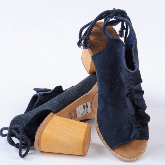 toms elba ruffle